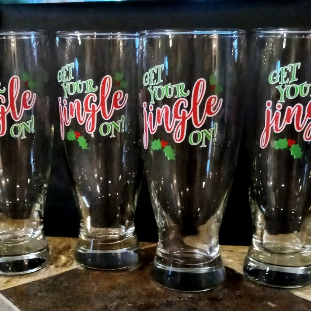 4 Great Holiday "Get your Jingle On" Vintage Pilsner Glasses